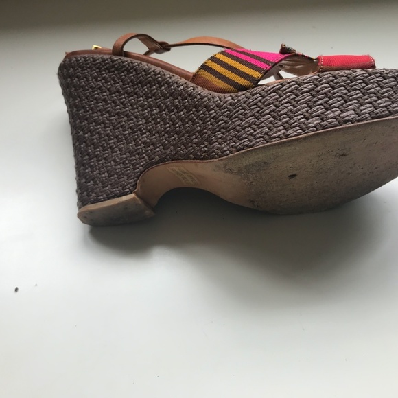 Isabella Fiore Platform Sandals 7 - Picture 4 of 7